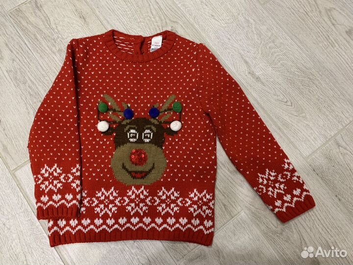 Свитер новогодний