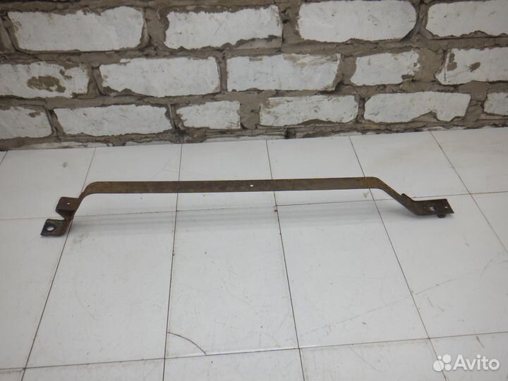 Лента крепления бензобака Mitsubishi Space Star