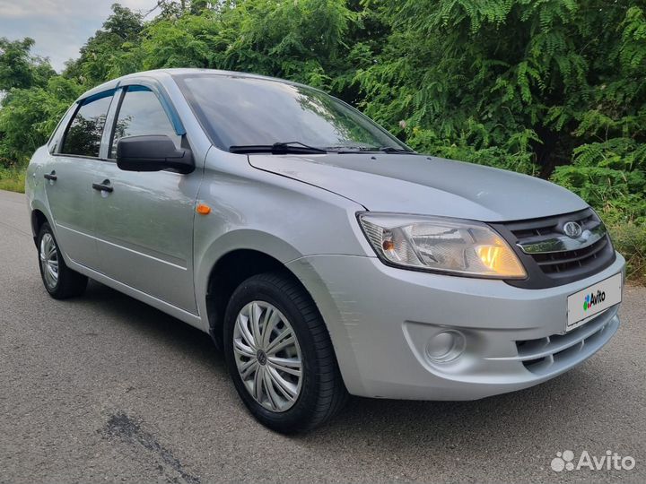 LADA Granta 1.6 МТ, 2012, 165 250 км