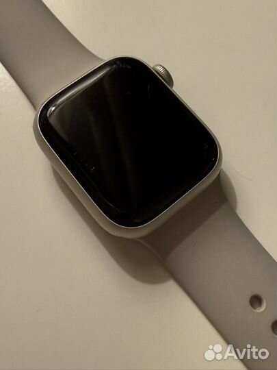 Apple Watch Series 7 41mm Starlight Aluminum Case