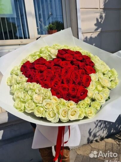 101 роза сердце из роз