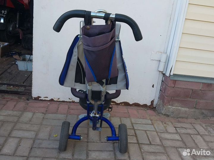 Детский трехколесный велосипед