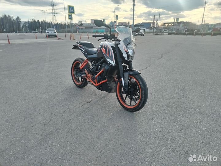 KTM duke 390