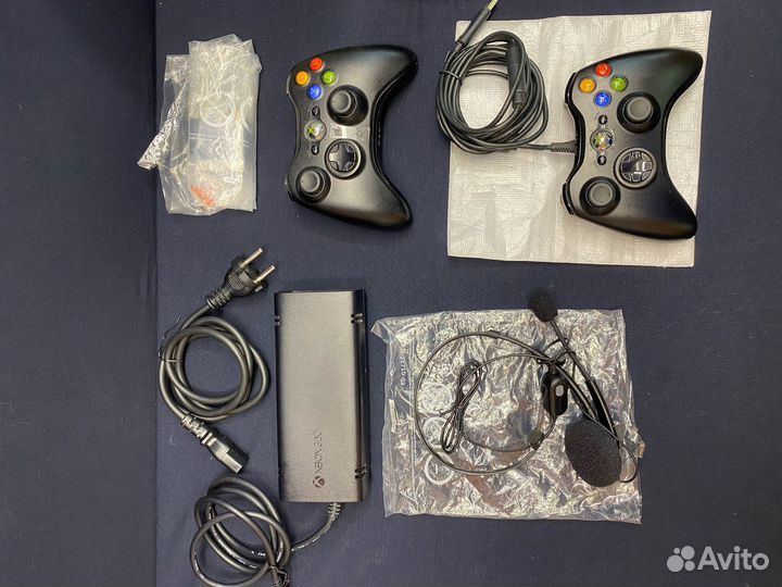 Xbox 360 полный комплект с гарантией