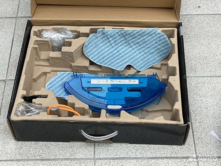 Робот пылесос Tefal Explorer 60