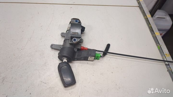 Замок зажигания Volvo XC90, 2004