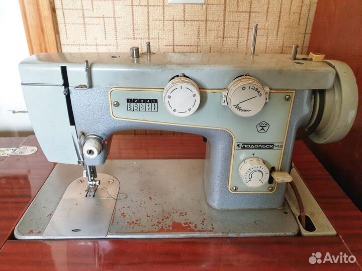 Швейная машинка 