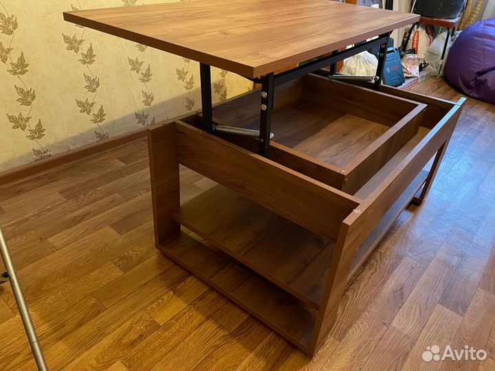 Журнальный столик