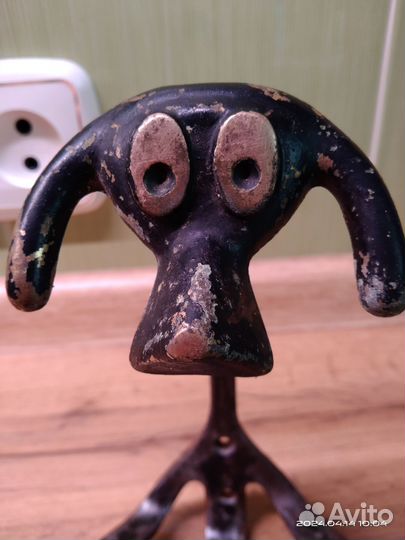 Крючок настенный винтаж