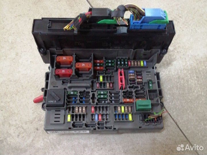 Блок предохранителей на BMW X1 E84