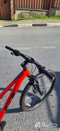 Велосипед gt avalanche sport 29