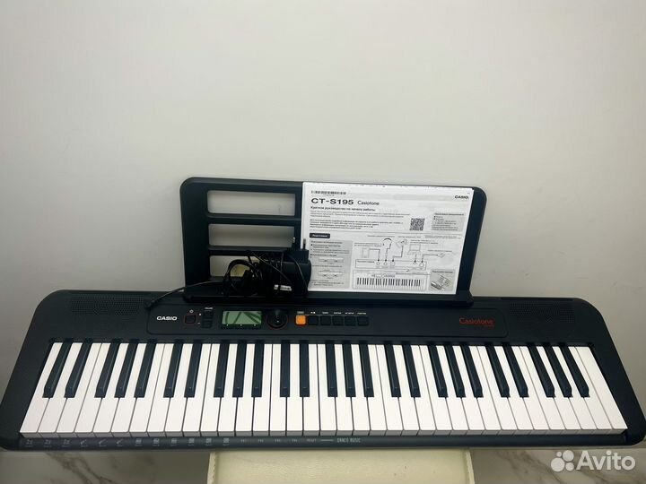 Синтезатор Casio Casiotone CT-S195