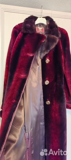 Шуба мутоновая воротник норка