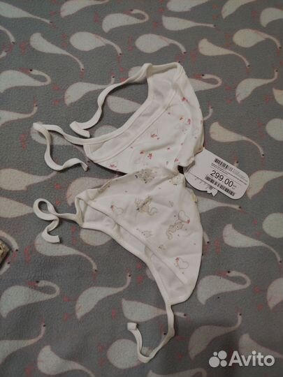 Набор чепчиков