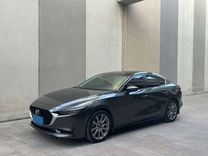 Mazda 3 2.0 AT, 2021, 45 000 км, с пробегом, цена 2 080 000 руб.
