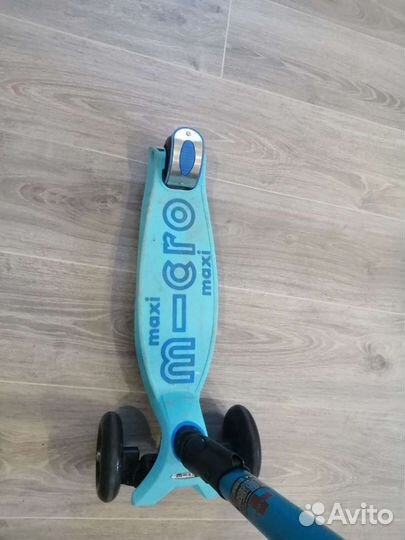 Самокат Micro Maxi Delux