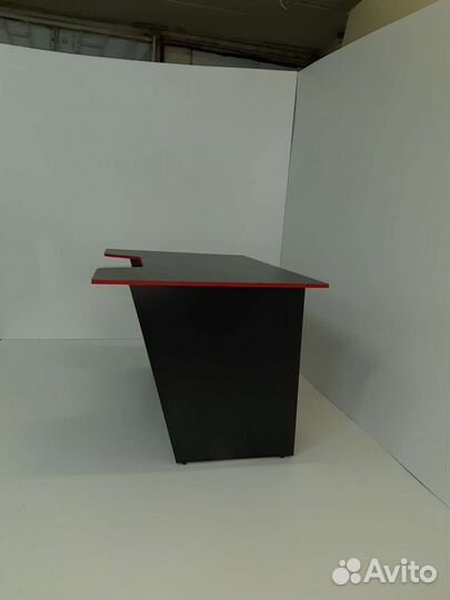 Игровой компьютерный геймерский Стол 