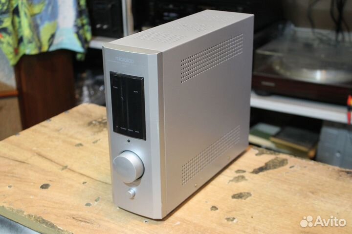 Усилитель Microlab PRO 1