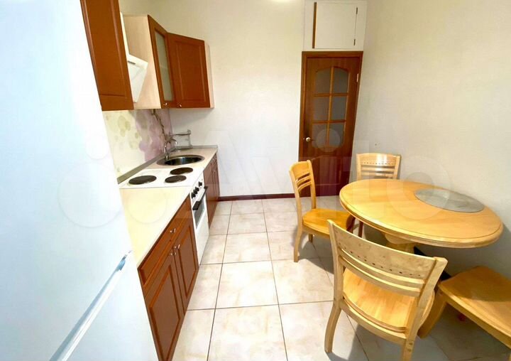 2-к. квартира, 50 м², 3/5 эт.