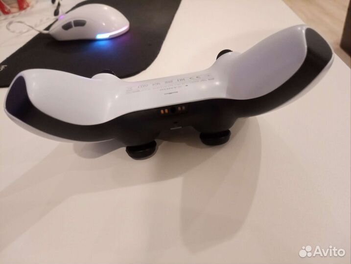 Dualsense геймпад ps5 как новый, оригинал