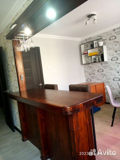 Барный стол