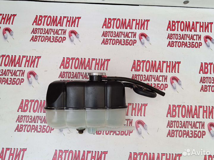 Расширительный бачок Инфинити QX80 Z62