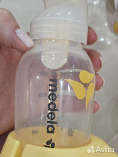 Молокоотсос medela ручной