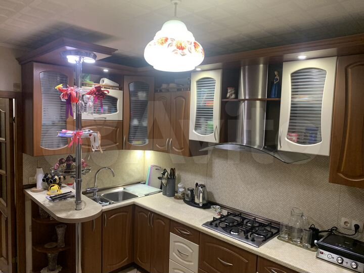 4-к. квартира, 102,3 м², 4/9 эт.