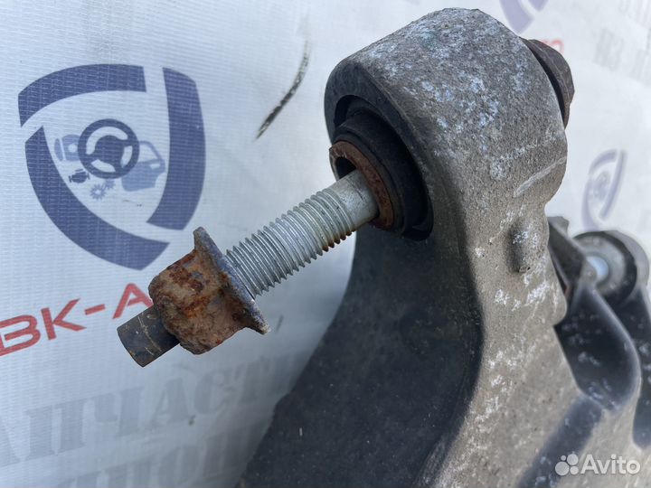 Задний правый нижний рычаг Ford Expedition 2 U222