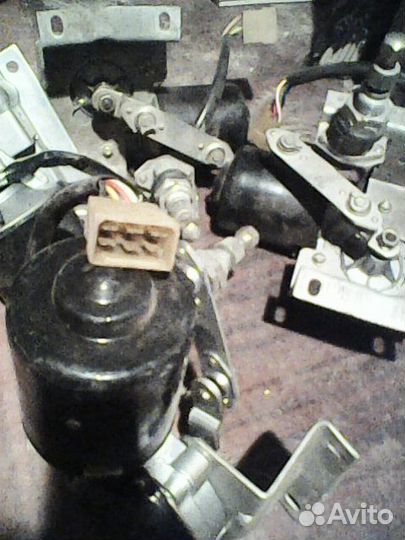 Продам моторчик дворников