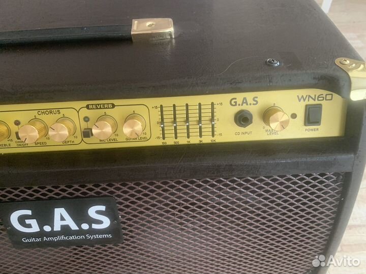 Гитарный комбоусилитель 60 ватт
