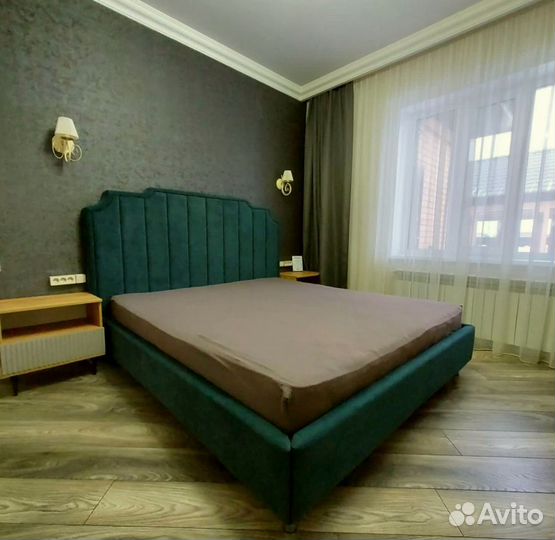 Дизайнерская кровать