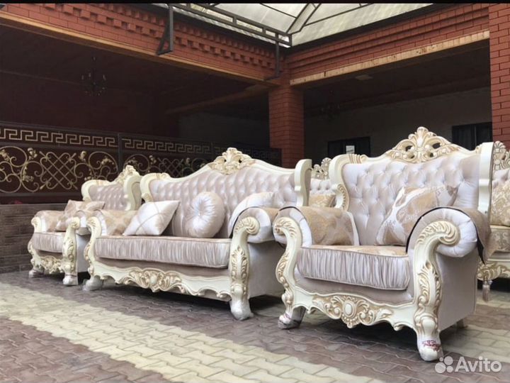 Диван и 2 кресла