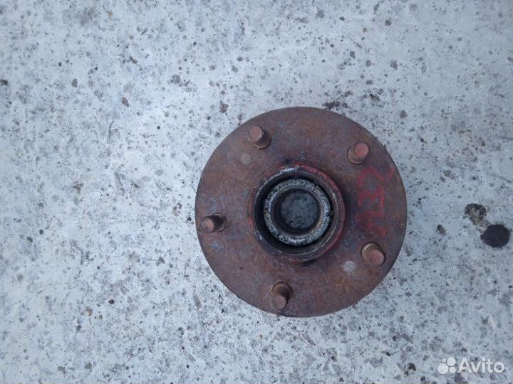 Ступица задняя Nissan Cefiro A32