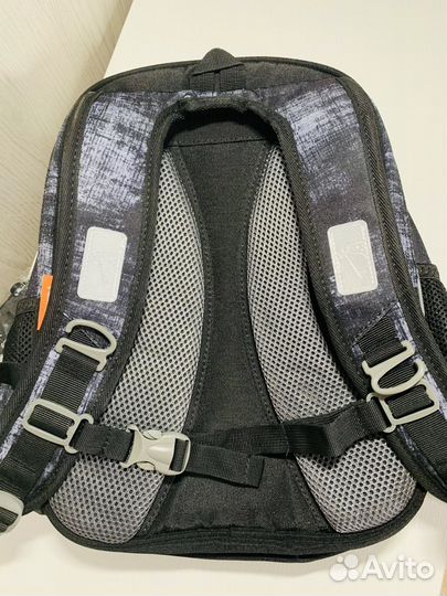 Школьный рюкзак ортопедический