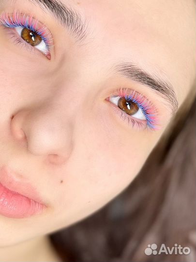 Наращивание ресниц в кабинете у метро