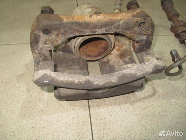 Суппорт передний левый Hyundai Porter 4