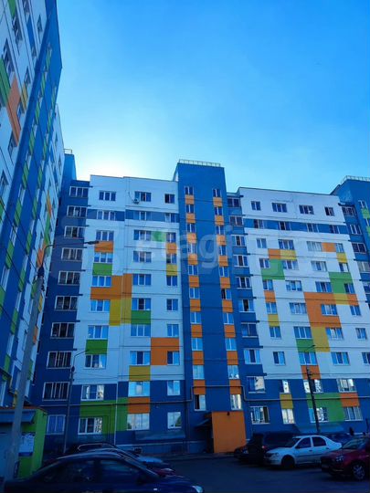 2-к. квартира, 56 м², 3/9 эт.