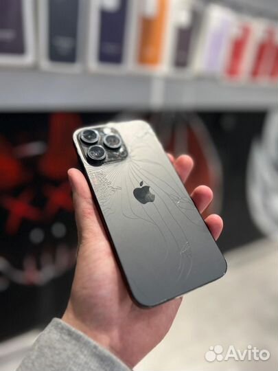 Замена заднего стекла на iPhone