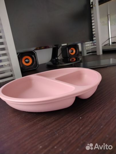 Поильник и тарелка