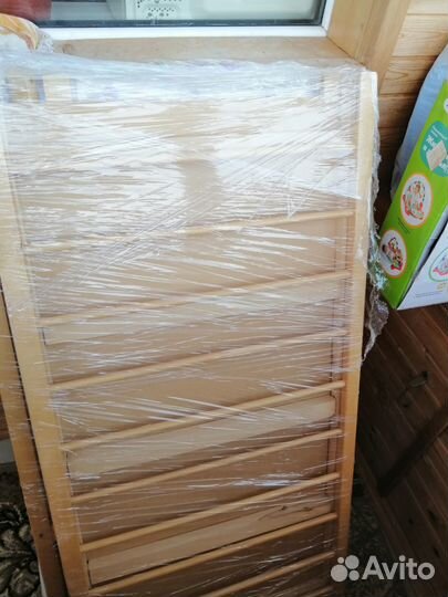 Детская кроватка с матрасом