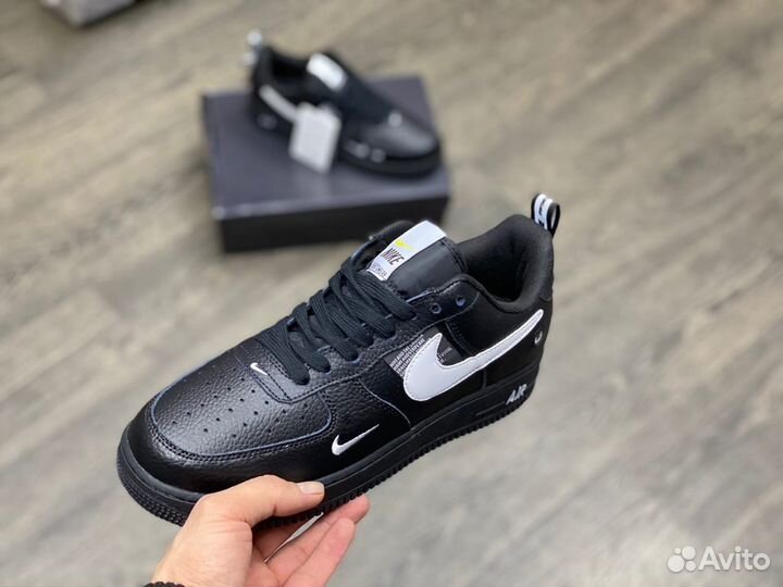 Кроссовки Nike Air Force 1 LV8 Utility Black