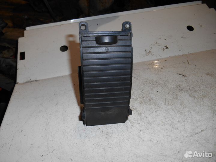 Пепельница Ford Focus 2 C-max Форд Фокус 2 Си-Макс