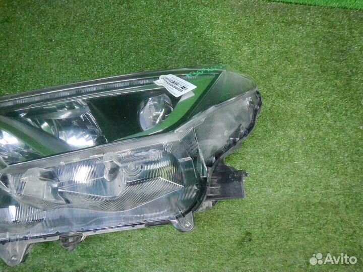 Фара левая Toyota RAV4