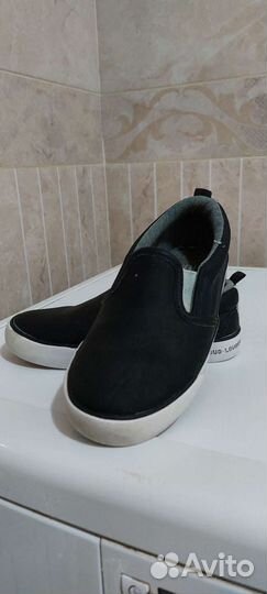 Продам обувь детская