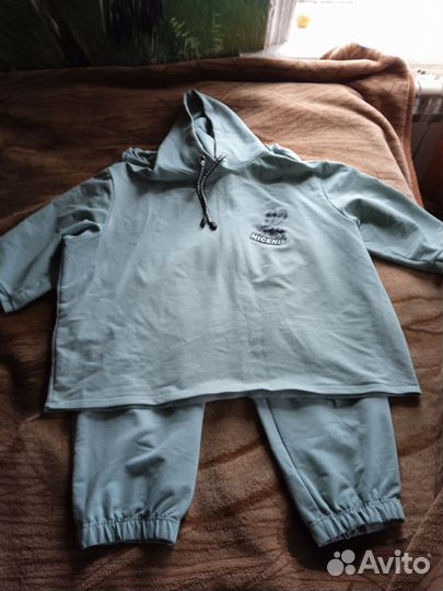 Спортивный костюм женский