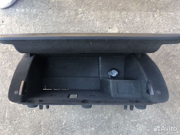 Бардачок Audi Q7 4L