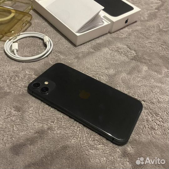 iPhone 11, 64 ГБ