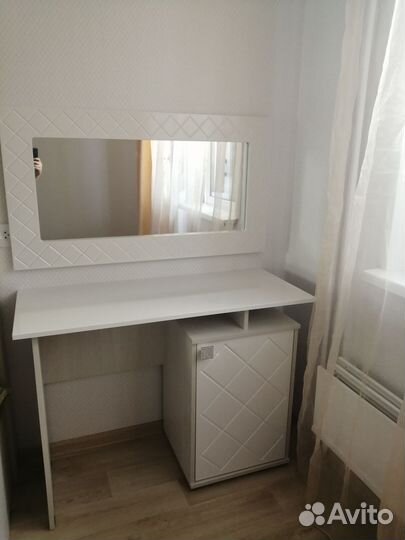 Туалетный стол Дуб анкор светлый/Белый глянец