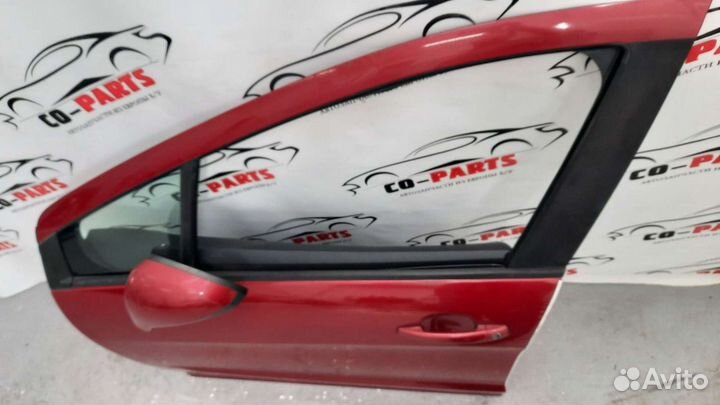 Дверь передняя левая Peugeot 308